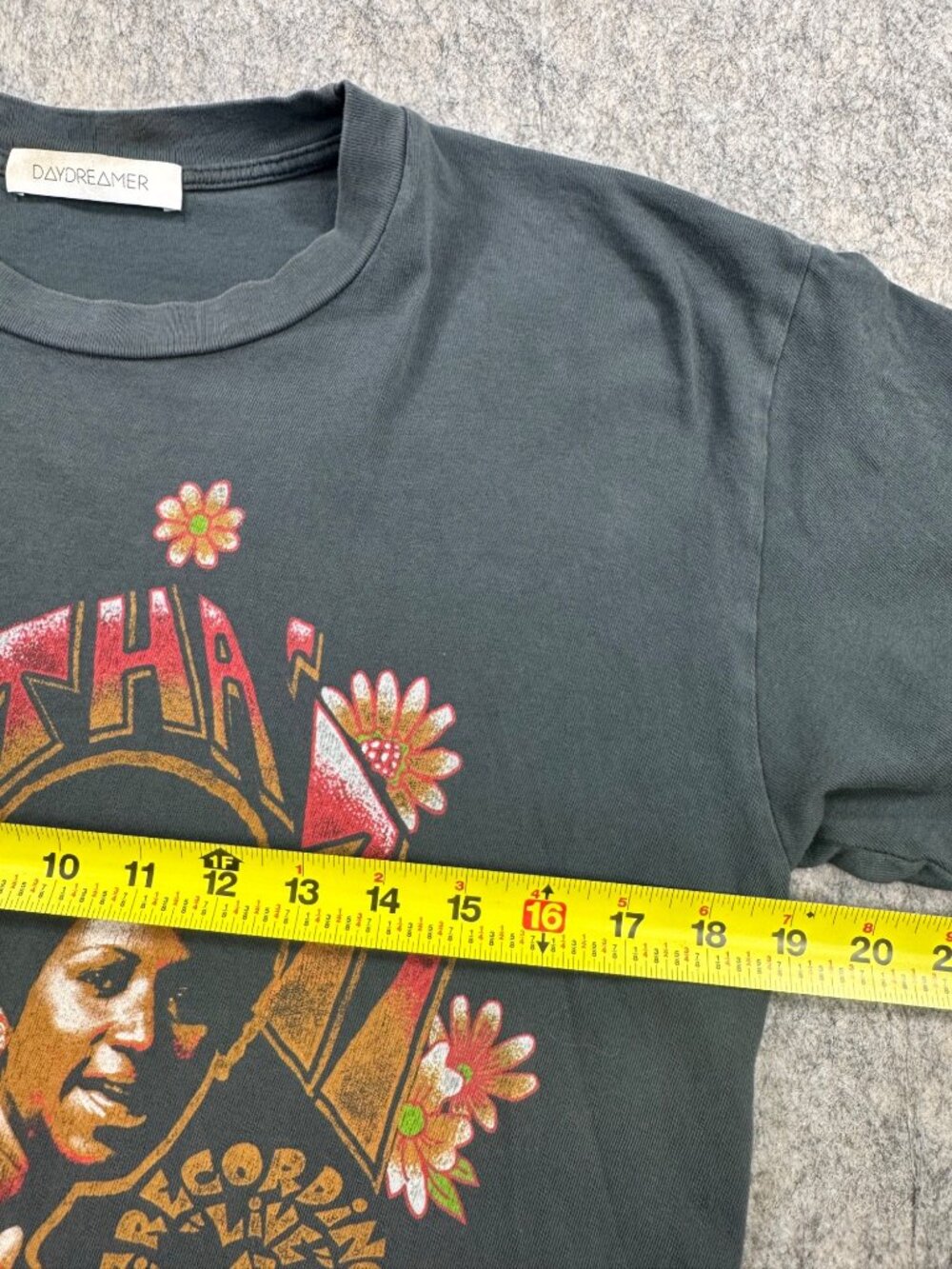 Daydreamer T Shirt Aretha Franklin Sz S Day Dreaming Short Sleeve - Picture 3 of 7